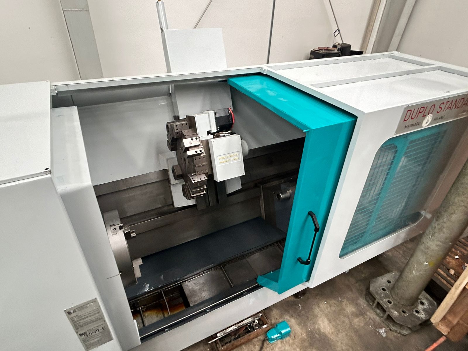 4049-E TORNO CNC <br>MARCA DUPLOSTANDARD MODELO DIAMANT40
