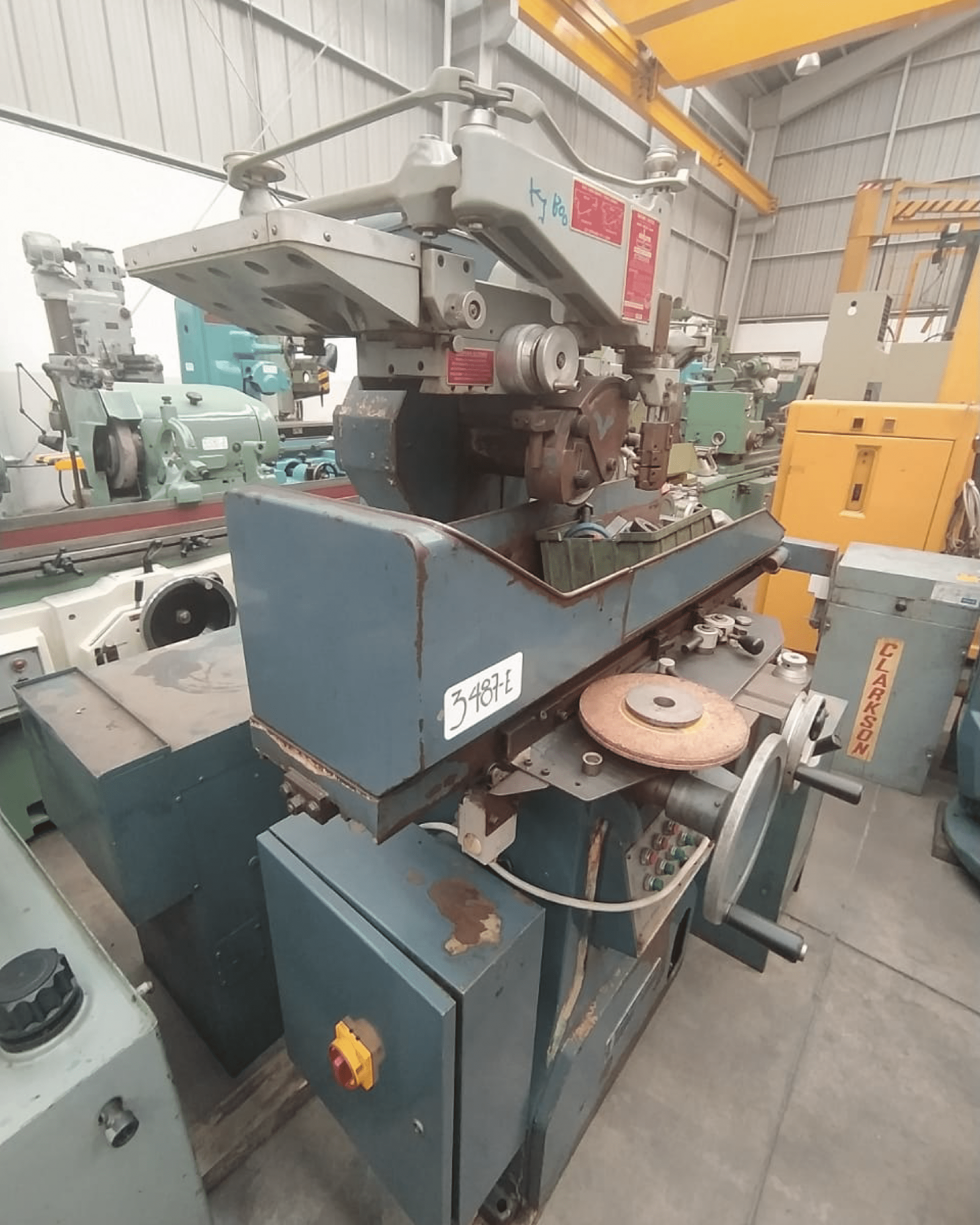 3487-E RECTIFICADORA SUPERFICIES PLANAS <br>MARCA JONES & SHIPMAN MODELO 540