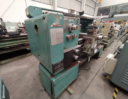 3653-E TORNO PARALELO MARCA TOS MODELO SUI40. 2