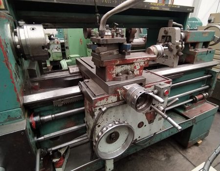 3653-E TORNO PARALELO MARCA TOS MODELO SUI40. 6