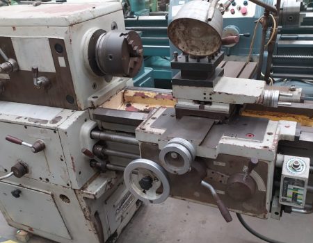 3725-E TORNO PARALELO MARCA POLACO MODELO TUD40. 2