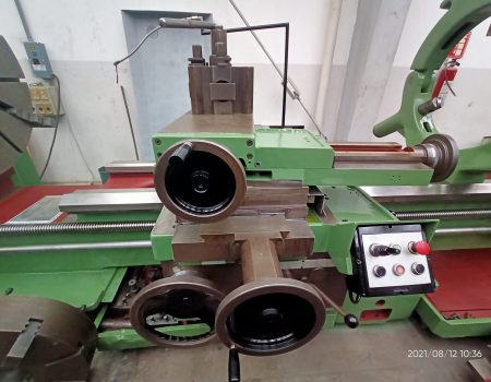 3729-E TORNO PARALELO MCA. MERLI MOD. CLOVIS 50.4