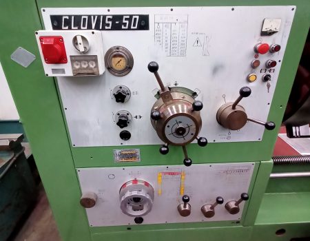 3729-E TORNO PARALELO MCA. MERLI MOD. CLOVIS 50.6