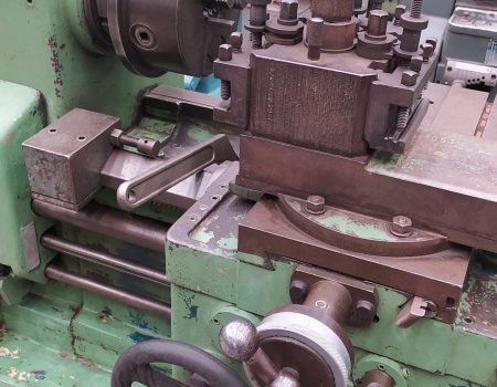 3742-E TORNO PARALELO MARCA ALFA MODELO 200.2