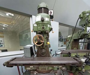 3769-E FRESADORA DE TORRETA VERTICAL <br>MARCA SAIMP