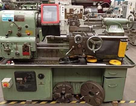 3871-E TORNO PARALELO MARCA COLCHESTER MODELO LION.2