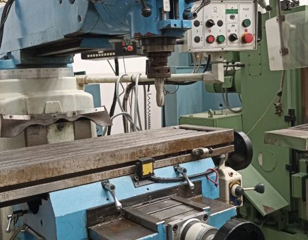 3936-E FRESADORA DE TORRETA VERTICAL-1