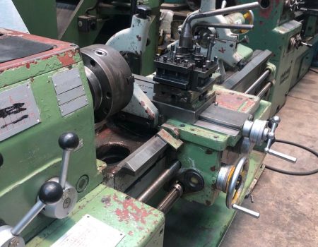 4086-E TORNO PARALELO MCA. POLACO MOD. TUE 40.1