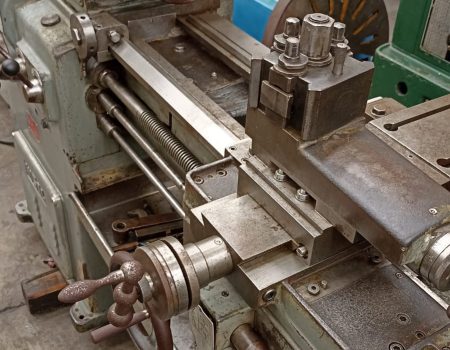 4104-E TORNO PARALELO MCA. MISAL MOD. 180X1000.3