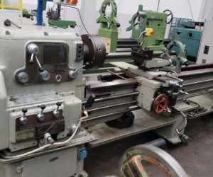 4066-E TORNO PARALELO <br>MARCA ZTM MODELO TUG48