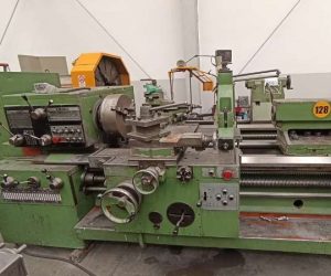 TORNO PARALELO <br>MARCA TOS MODELO SUS63/1250 MM