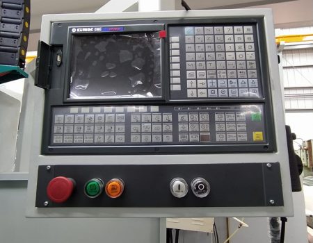 FRESADORA CNC FIJA M-EMW M-HMC-40C GSK-3