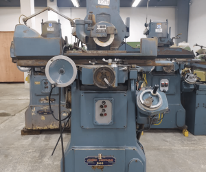 3579-E RECTIFICADORA SUPERFICIES PLANAS <br>MARCA JONES & SHIPMAN MODELO 540P