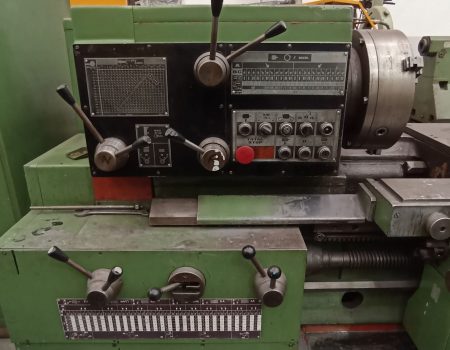 TORNO PARALELO MCA. TOS MOD. SUS63-1250 MM.5