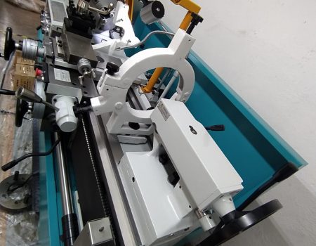 TORNO PARALELO UNIVERSAL CS6250BX1000. 6